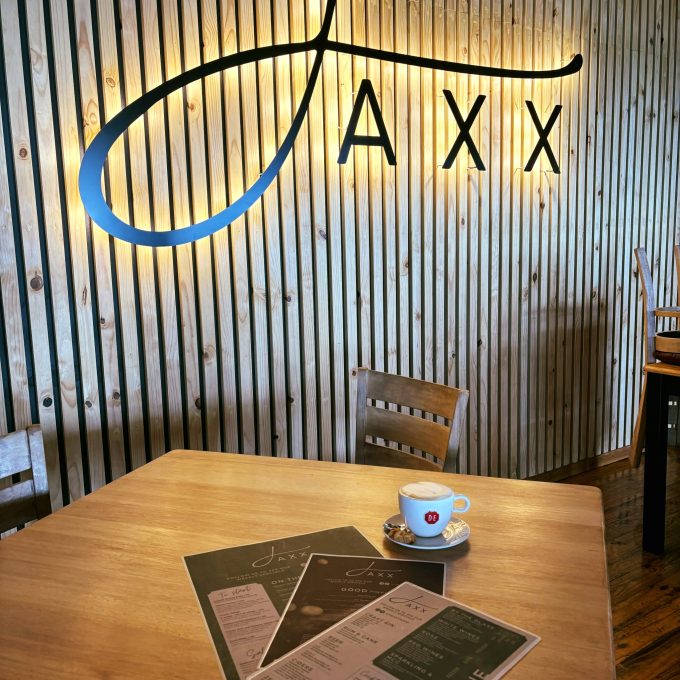 Jaxx Restaurant Umtentweni