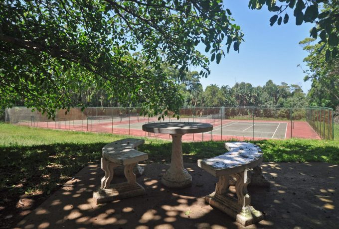 Douglas Mitchell Tennis Club